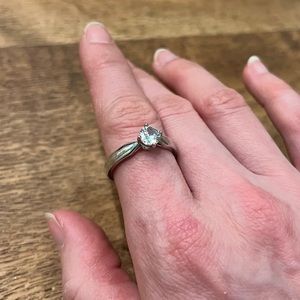 Simple Elegant Rhinestone Cocktail Ring